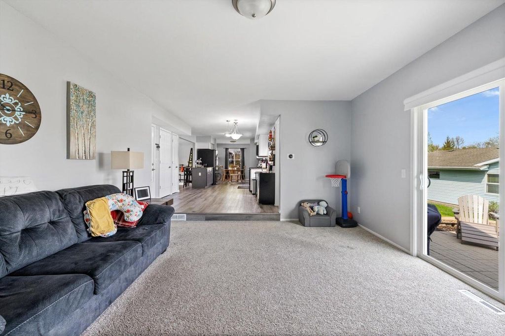 property-img