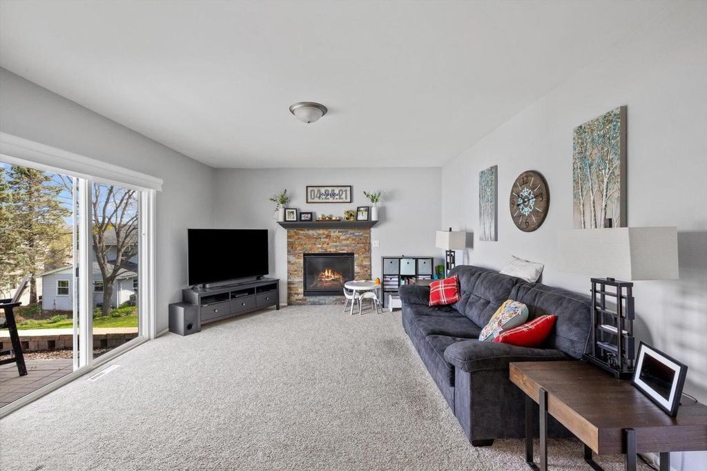 property-img