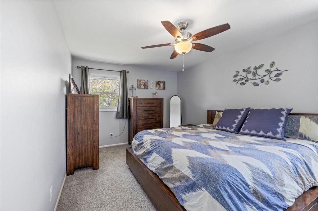 property-img