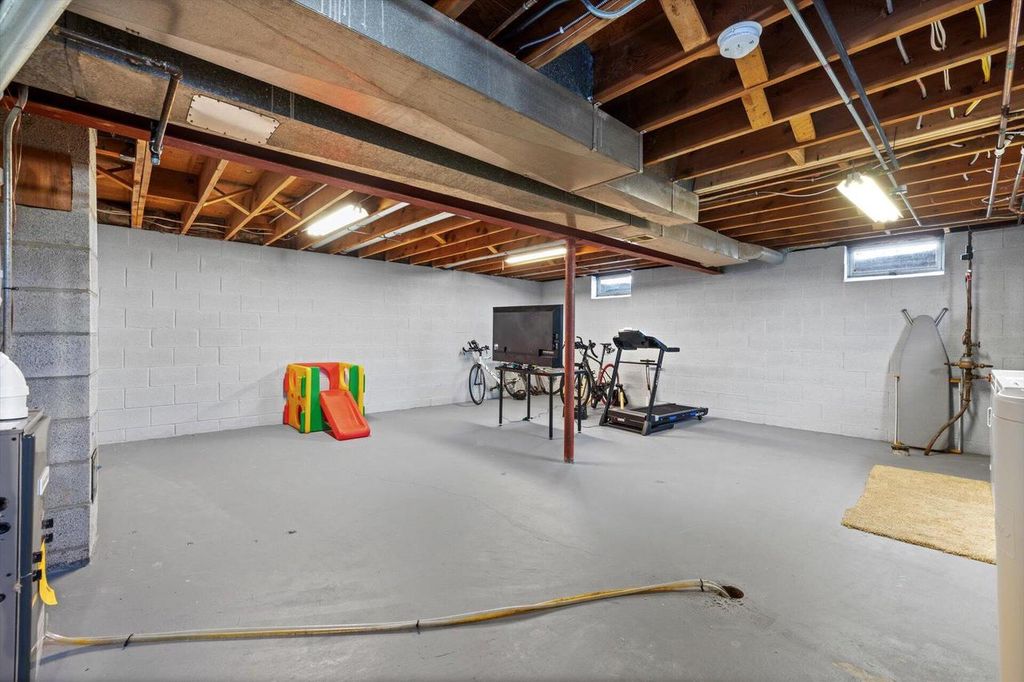 property-img