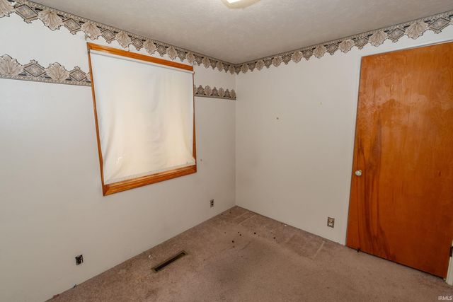 1662 Greenwood Drive, South Bend, IN 46614