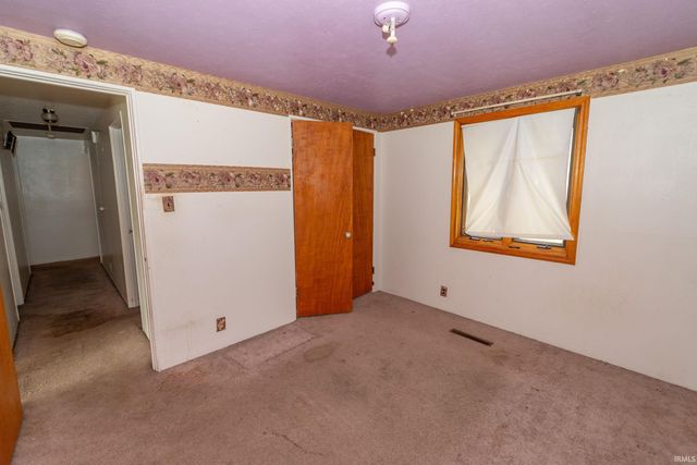 1662 Greenwood Drive, South Bend, IN 46614