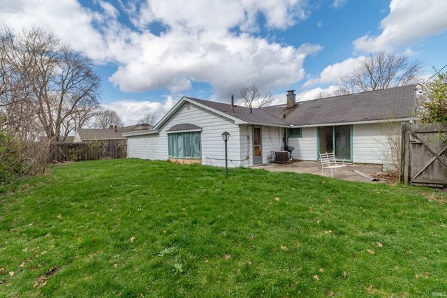 1662 Greenwood Drive, South Bend, IN 46614