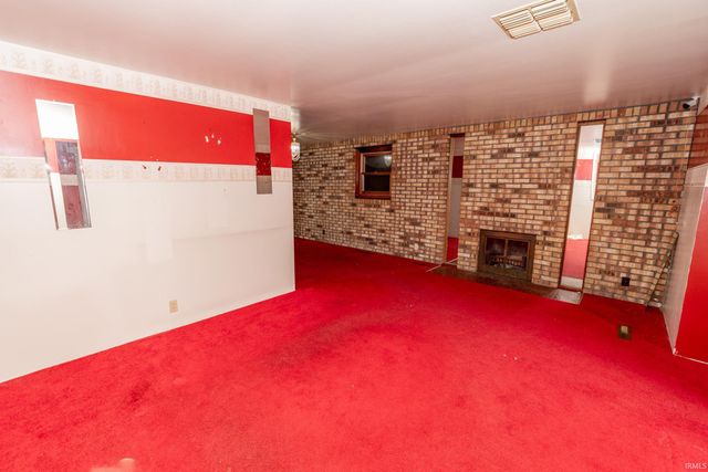 1662 Greenwood Drive, South Bend, IN 46614