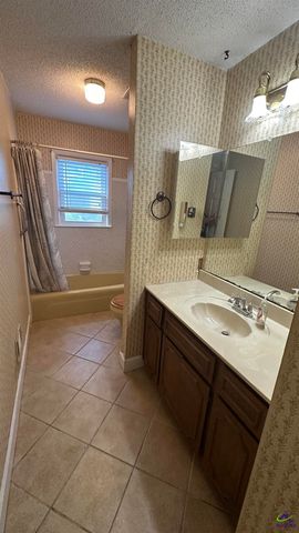 1108 Briarcliff Road, Warner Robins, GA 31088