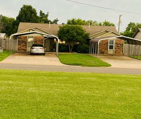 5712 NW 42nd Terrace, Warr Acres, OK 73122