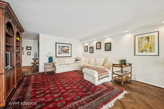 1212 N Lake Shore Drive 28CS, Chicago, IL 60610