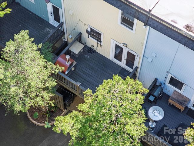 320 W 10th Street, Charlotte, NC 28202