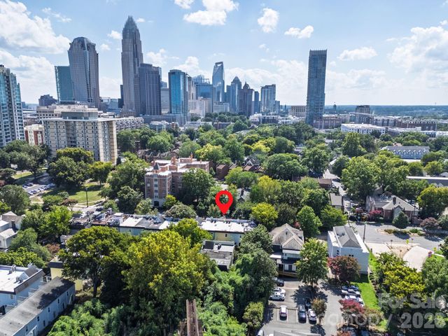 320 W 10th Street, Charlotte, NC 28202
