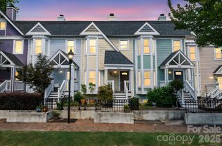 320 W 10th Street, Charlotte, NC 28202