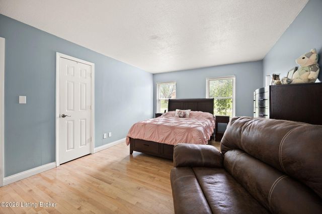 108 Carey Ln, Elizabethtown, KY 42701