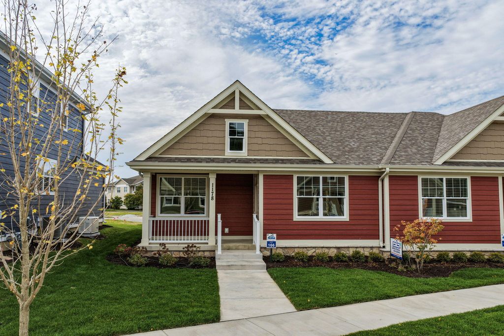 1178 Harbor Way, Burns Harbor, IN 46304