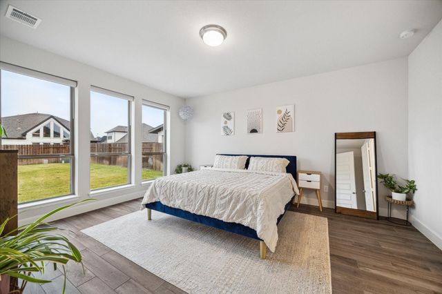 9410 Knollwood Lane, Missouri City, TX 77459