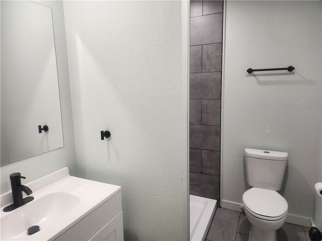 306 hayes, Clarksville, AR 72830