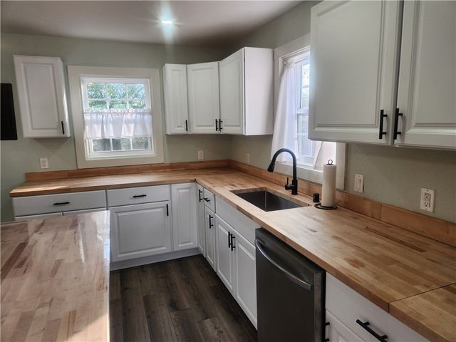 306 hayes, Clarksville, AR 72830