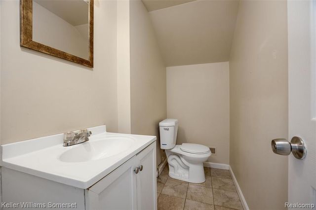 21178 Dexter Boulevard, Warren, MI 48089
