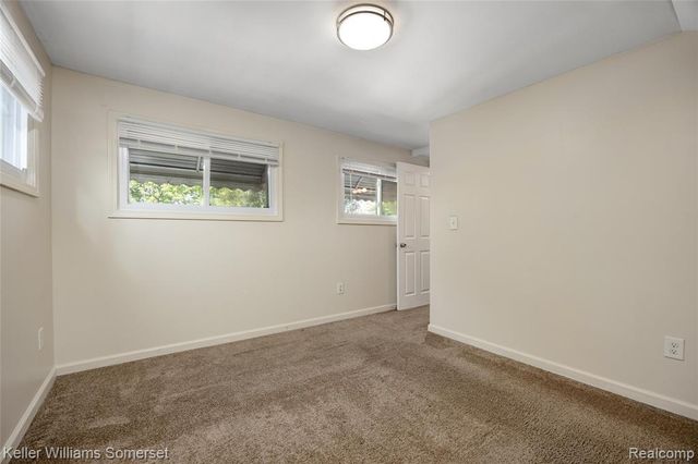 21178 Dexter Boulevard, Warren, MI 48089
