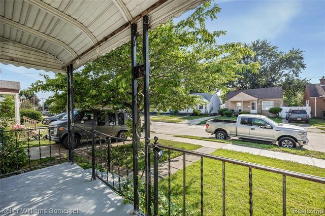 21178 Dexter Boulevard, Warren, MI 48089