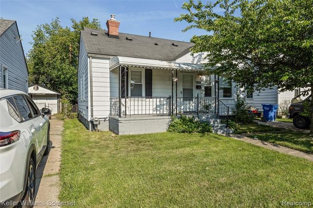 21178 Dexter Boulevard, Warren, MI 48089