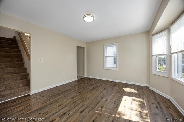 21178 Dexter Boulevard, Warren, MI 48089