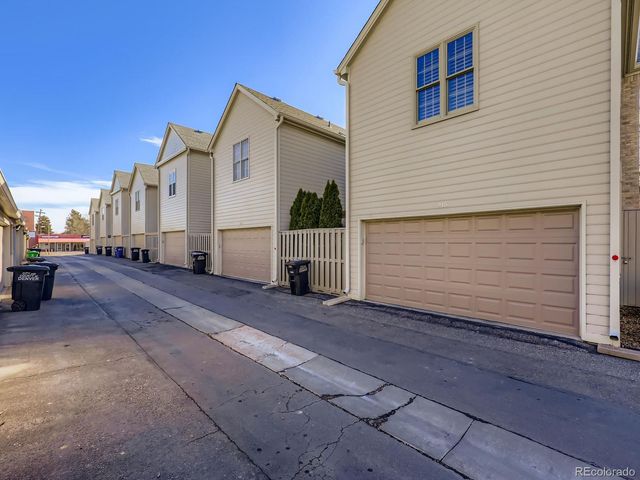 943 Jersey Street, Denver, CO 80220