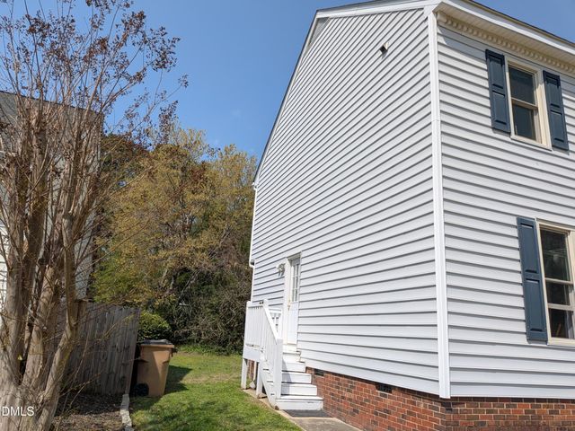 8209 Bellingham Circle, Raleigh, NC 27615