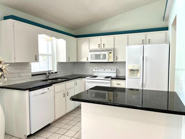 286 KATRINA STREET, De Leon Springs, FL 32130