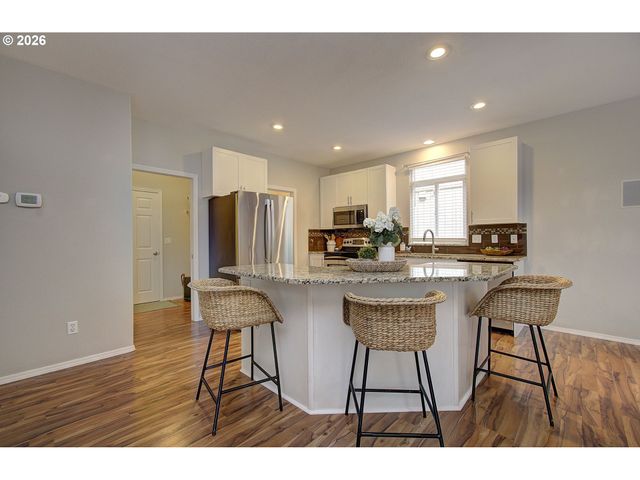 1813 Se 186TH Pl, Vancouver, WA 98683