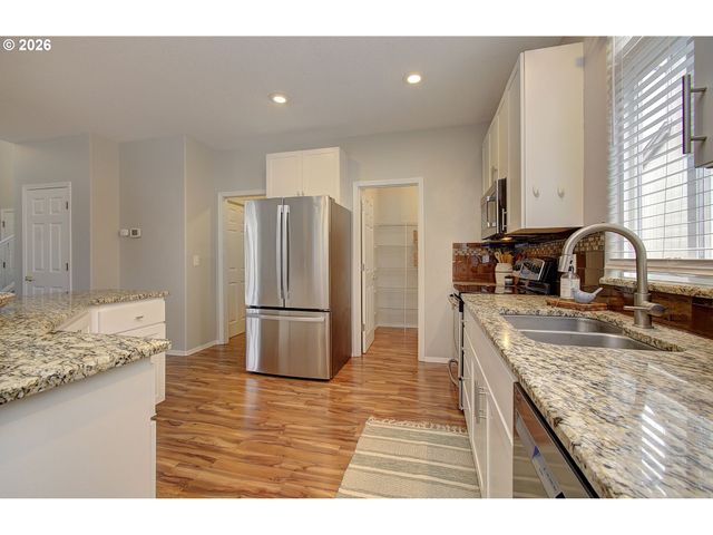 1813 Se 186TH Pl, Vancouver, WA 98683