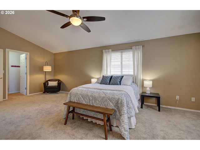 1813 Se 186TH Pl, Vancouver, WA 98683