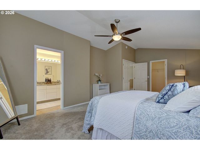 1813 Se 186TH Pl, Vancouver, WA 98683