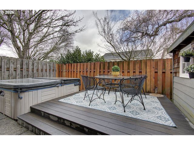 1813 Se 186TH Pl, Vancouver, WA 98683