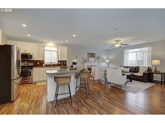 1813 Se 186TH Pl, Vancouver, WA 98683