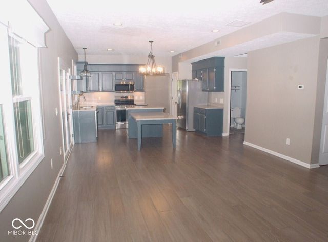 7623 Willow Ridge, Fishers, IN 46038