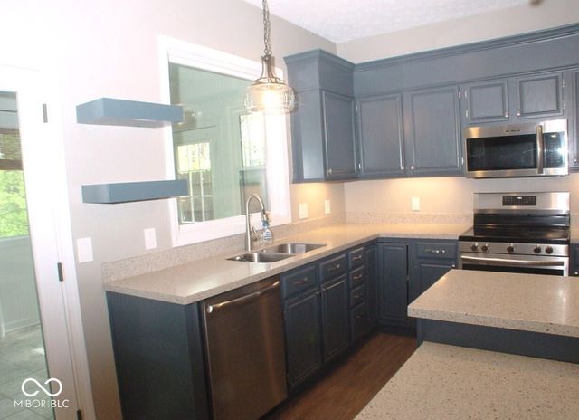 7623 Willow Ridge, Fishers, IN 46038