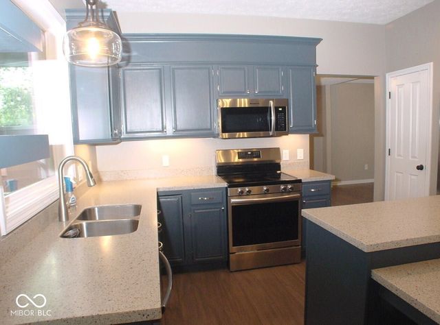 7623 Willow Ridge, Fishers, IN 46038