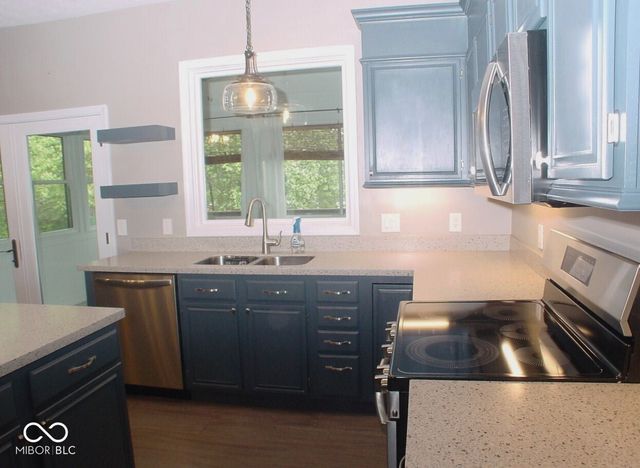 7623 Willow Ridge, Fishers, IN 46038