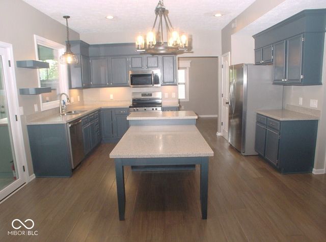 7623 Willow Ridge, Fishers, IN 46038