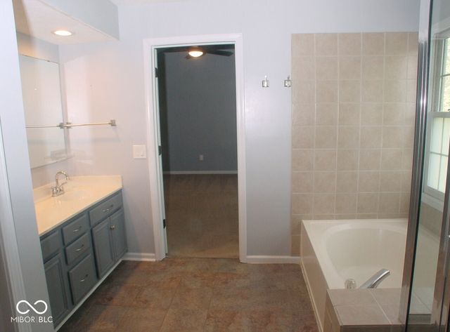 7623 Willow Ridge, Fishers, IN 46038
