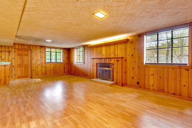 462 N Crest Road, Chattanooga, TN 37404