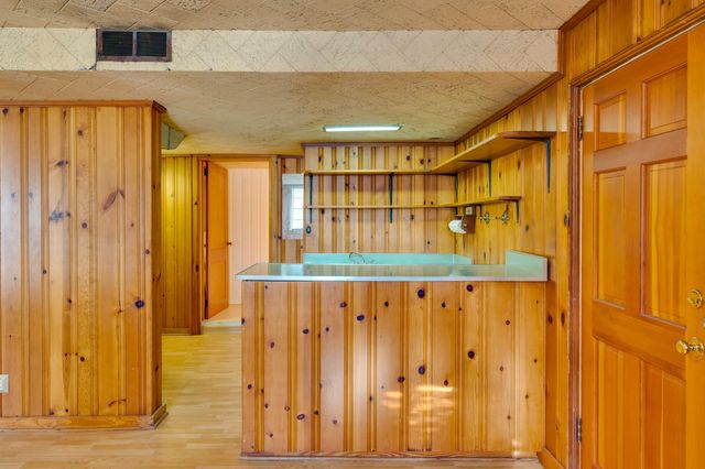 462 N Crest Road, Chattanooga, TN 37404