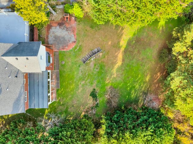 462 N Crest Road, Chattanooga, TN 37404