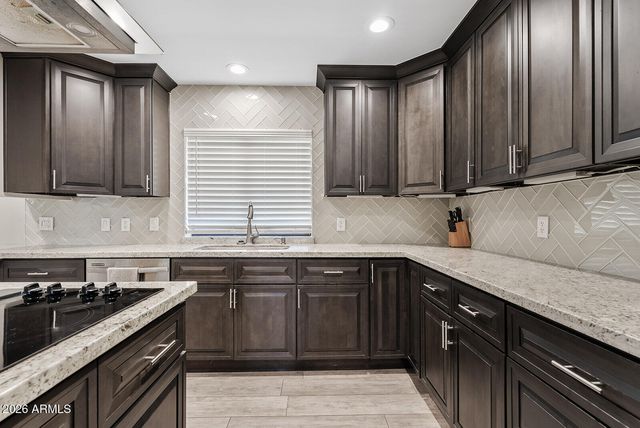 8361 E SAN RAFAEL Drive, Scottsdale, AZ 85258