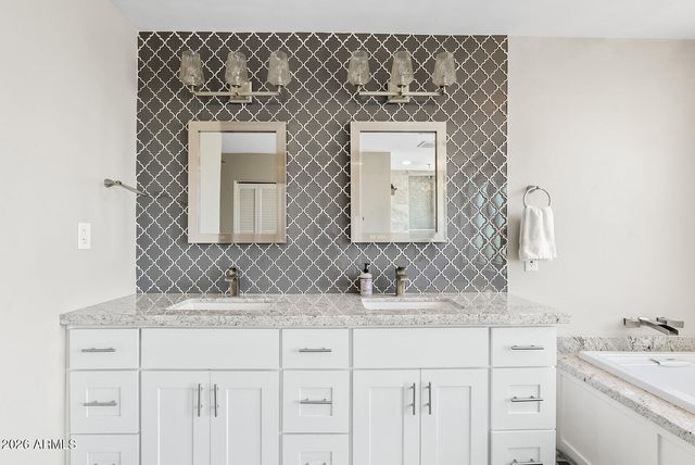 8361 E SAN RAFAEL Drive, Scottsdale, AZ 85258