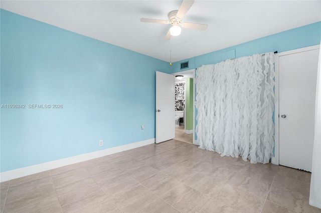 268 Coventry L 268, West Palm Beach, FL 33417