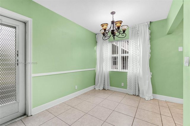 268 Coventry L 268, West Palm Beach, FL 33417