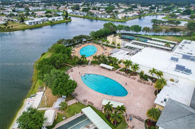 268 Coventry L 268, West Palm Beach, FL 33417