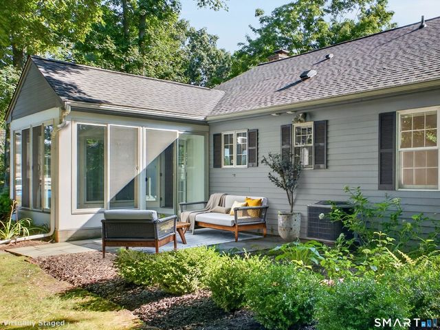 12 Essex Lane 12, Madison, CT 06443