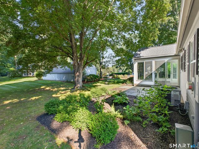 12 Essex Lane 12, Madison, CT 06443