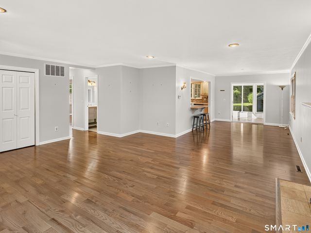 12 Essex Lane 12, Madison, CT 06443
